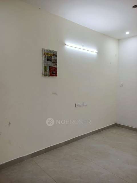 2 BHK Flat In Mohana Appartment  For Sale  In Vadapalani