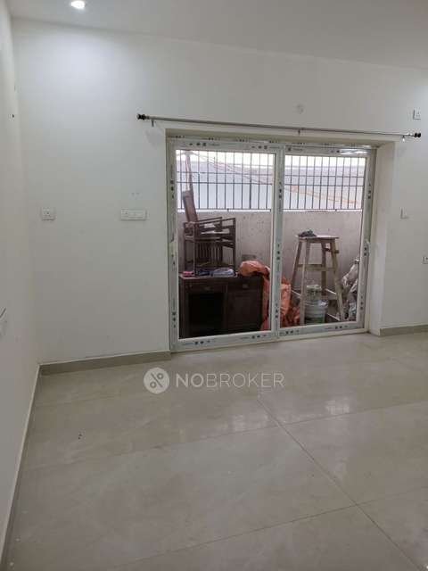 2 BHK Flat In Mohana Appartment  For Sale  In Vadapalani