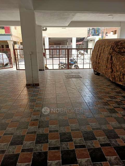 2 BHK Flat In Mohana Appartment  For Sale  In Vadapalani