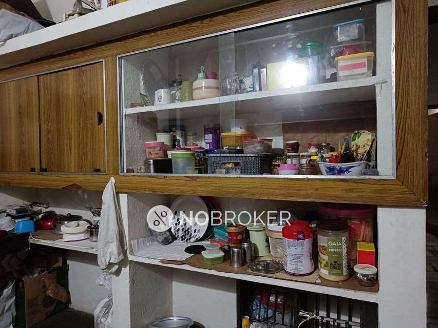 2 BHK Flat In Vishnu Deluxe For Sale  In Begumpet