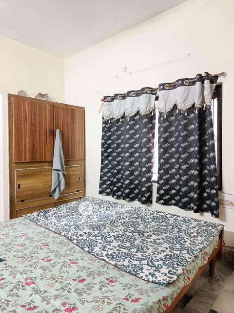 2 BHK Flat In Vishnu Deluxe For Sale  In Begumpet
