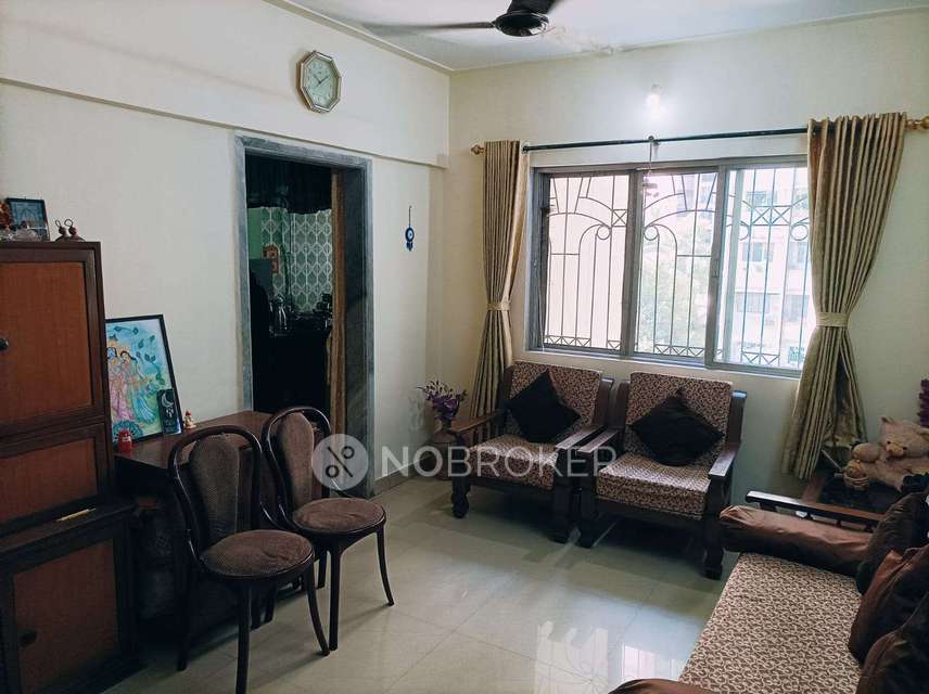 2 BHK Flat In Green Acres Phase 1 Chs For Sale  In Thane West