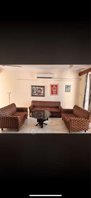 Single Room for Male In 3 BHK  In Bhawani Apartments In Sector 54