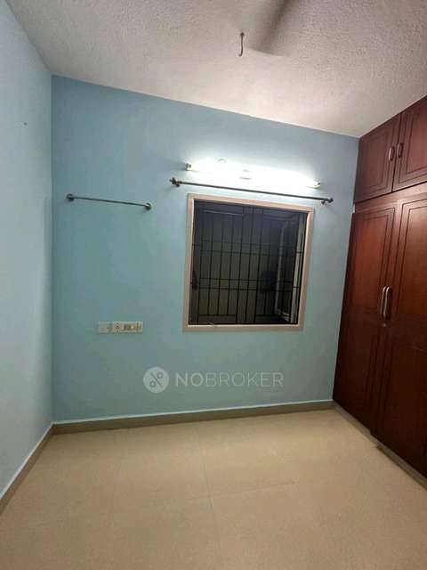 2 BHK Flat In Poomalai Lakshmi Pearls for Rent  In Poomalai Lakshmi Pearls, Periyar Salai, Karim Nagar, Palavakkam, Chennai, Tamil Nadu 600041, India