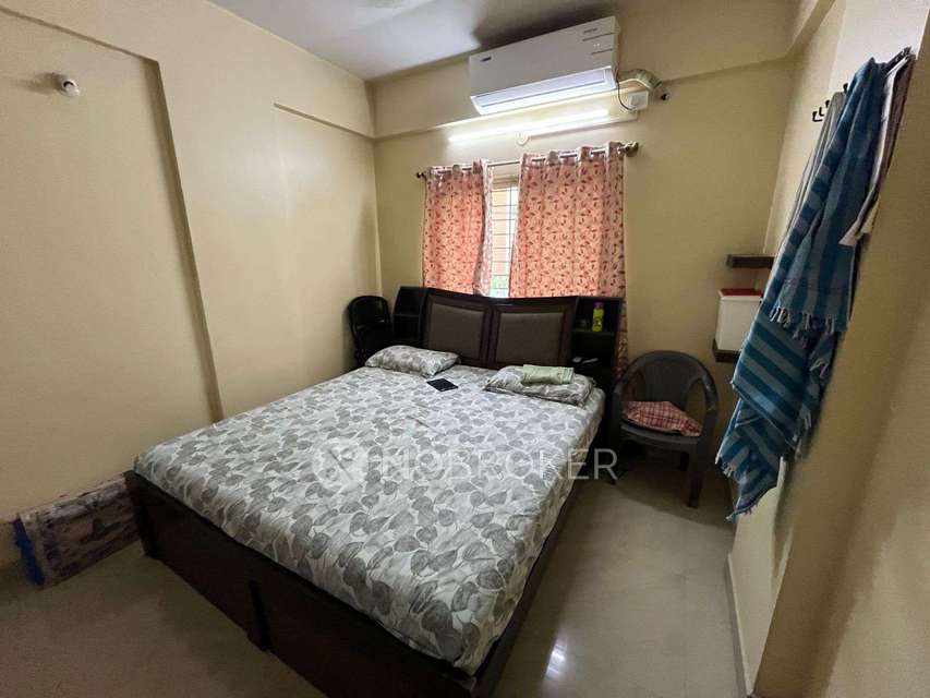 2 BHK Flat In Hexagon Nandhi Apartment For Sale  In Krishnarajapuram