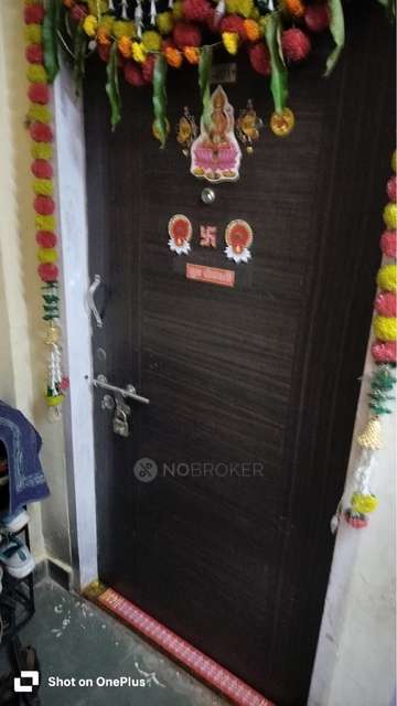 1 BHK Flat In Lakshmi Narayan Building For Sale  In Dongri