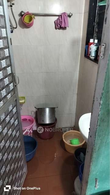 1 BHK Flat In Lakshmi Narayan Building For Sale  In Dongri