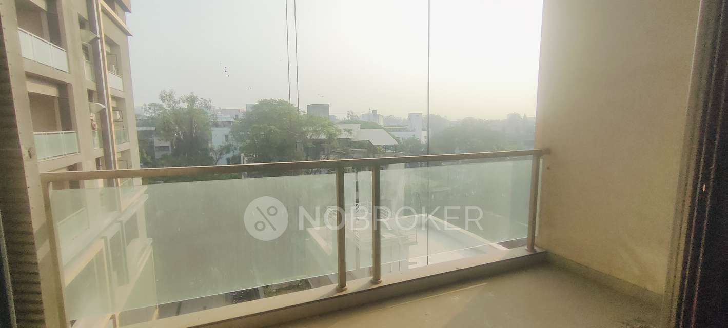 Office Space in Camp, Pune for Rent 