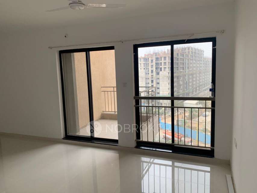 3 BHK Flat In Pride World City Kingsbury, Charholi Budruk For Sale  In Charholi Budruk