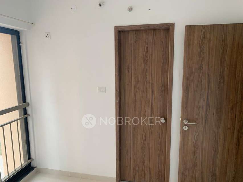 3 BHK Flat In Pride World City Kingsbury, Charholi Budruk For Sale  In Charholi Budruk
