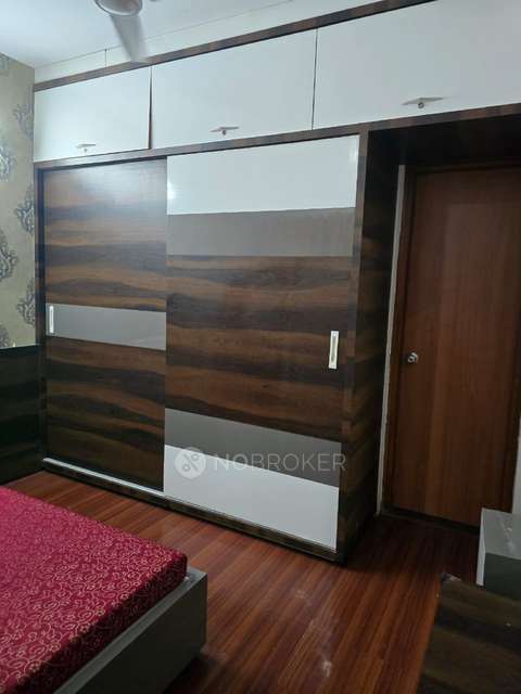 2 BHK Flat In Amanora Neo Towers for Rent  In Hadapsar, Pune