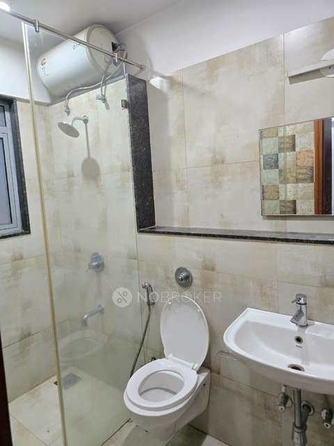 2 BHK Flat In Amanora Neo Towers for Rent  In Hadapsar, Pune