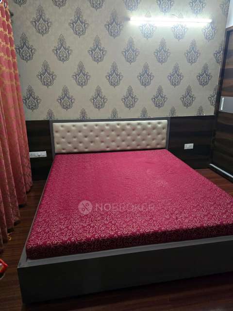 2 BHK Flat In Amanora Neo Towers for Rent  In Hadapsar, Pune