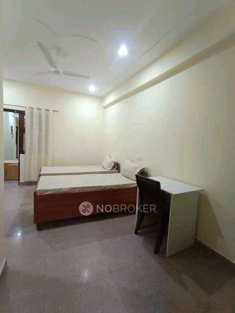 PG for Anyone in  Hazipur, Sector 104