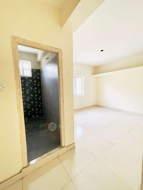 3 BHK Flat In Sky View Towers For Sale  In Upperpally