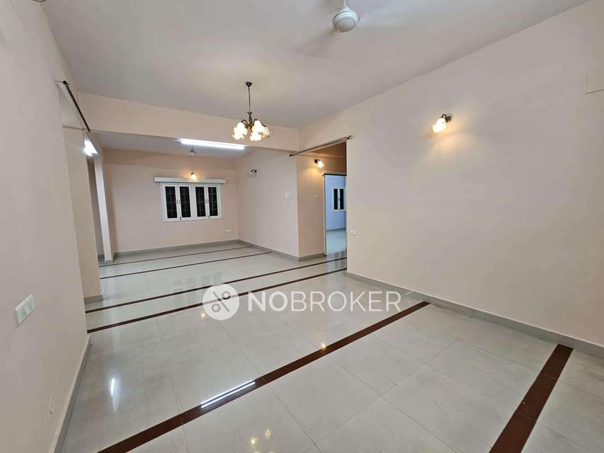 3 BHK Flat In Park Royale Enclave For Sale  In Nampally