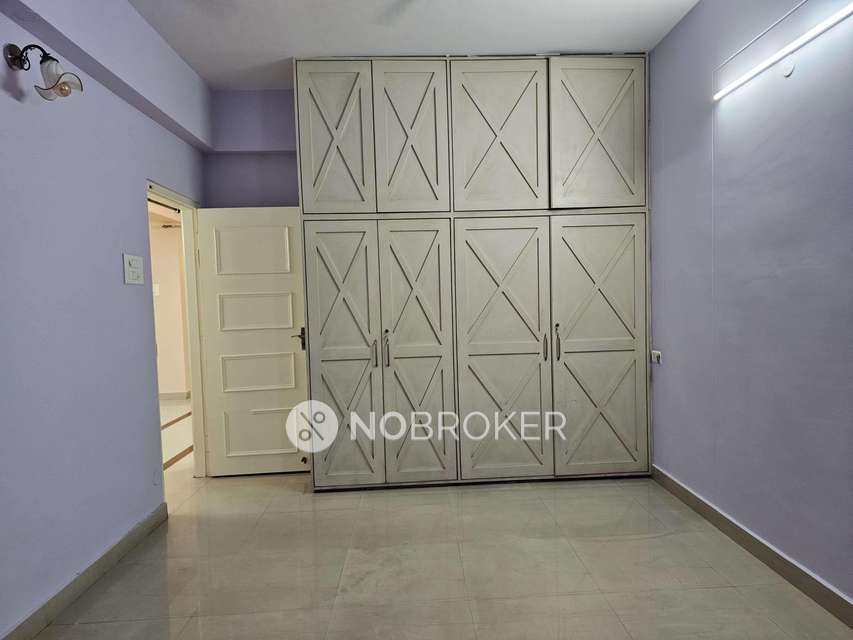 3 BHK Flat In Park Royale Enclave For Sale  In Nampally