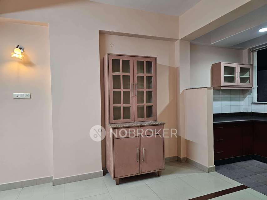 3 BHK Flat In Park Royale Enclave For Sale  In Nampally