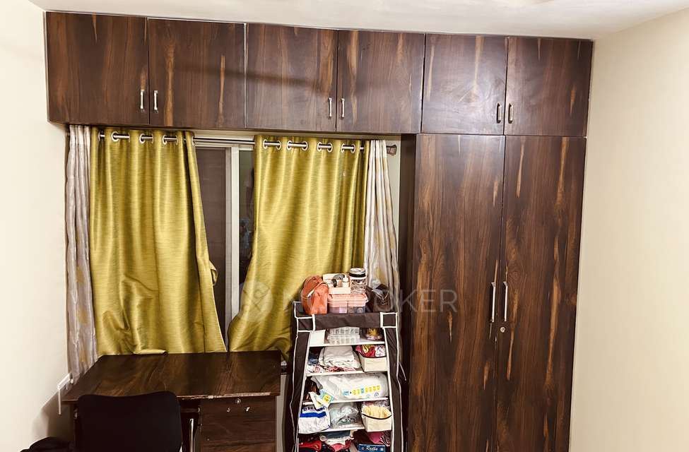 2 BHK Flat In Greenfield Society, Near Amanora Mall for Rent  In Greenfield Society