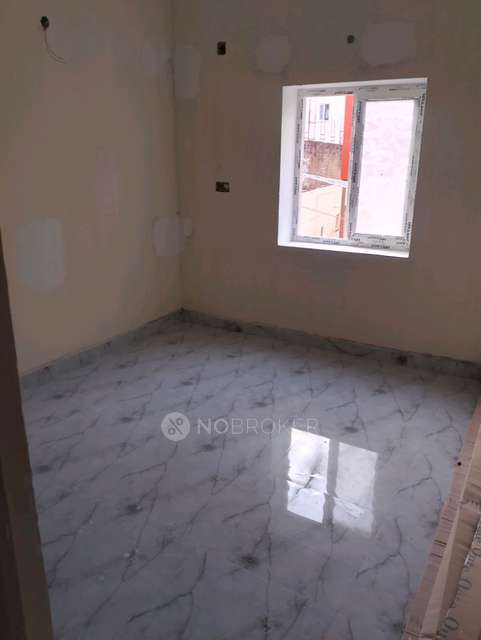 PG for Girls in Egattur