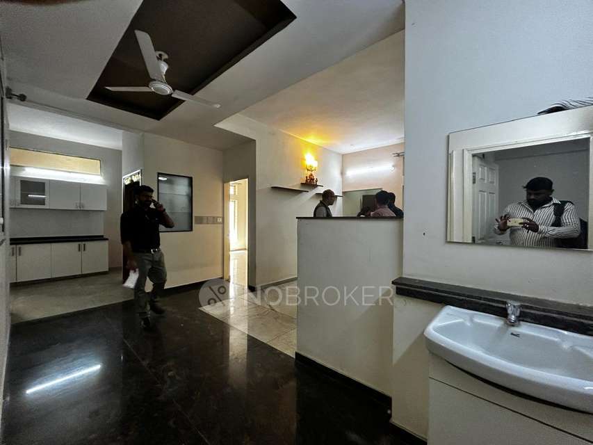 3 BHK Flat In Bank Auction Property - Swati Gold Apartment For Sale  In Chandra Layout