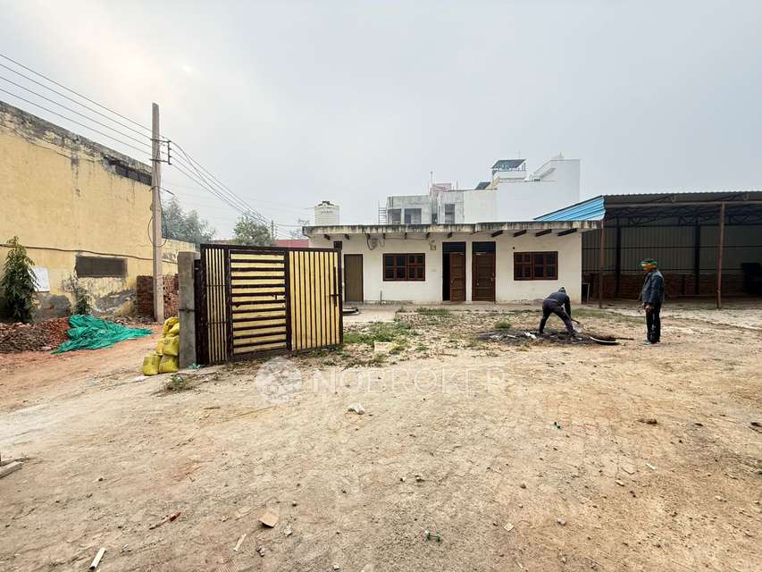 Shop in Sector 103, Gurgaon for Rent 