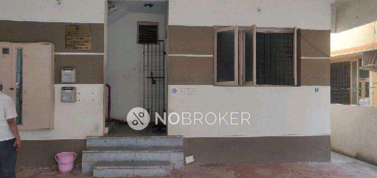 2 BHK Flat In Siva Apartmentm. For Sale  In  Pallikaranai