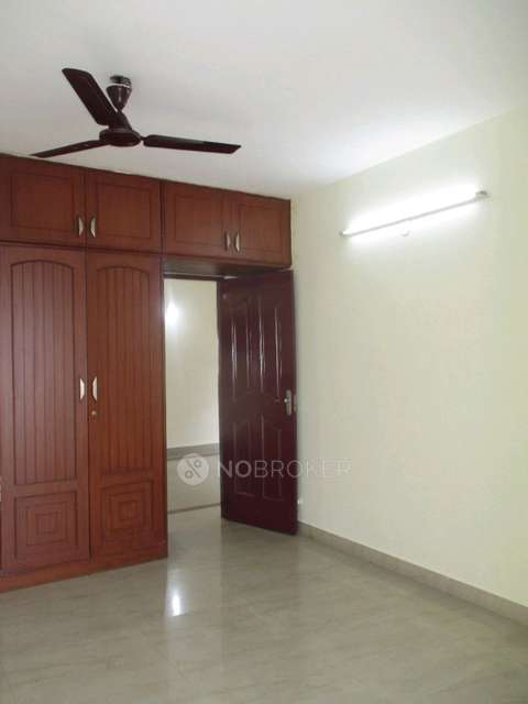 2 BHK Flat In Slv Paramount For Sale  In Hbr Layout