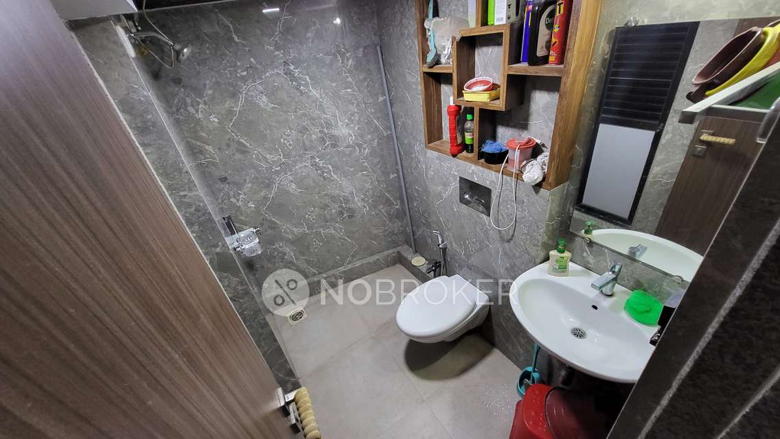 2 BHK Flat In Kanakia Zen World For Sale  In Kanjurmarg East