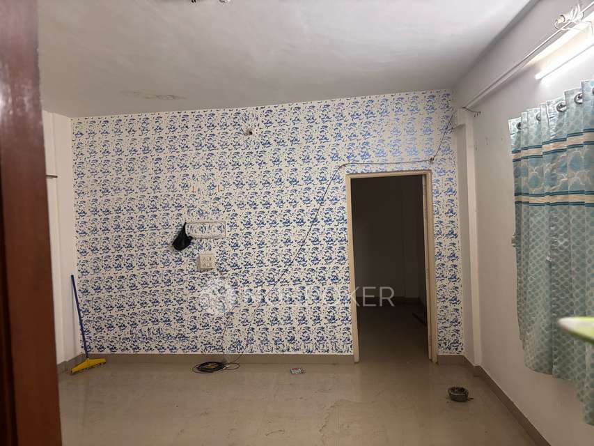 2 BHK House for Lease  In  Hadapsar