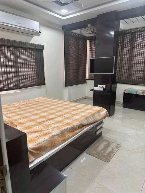 3 BHK Flat In Sai Balaji Towers  for Rent  In C9pw H52, Kavuri Hills Rd, Cbi Colony, Jubilee Hills, Hyderabad, Telangana 500033, India