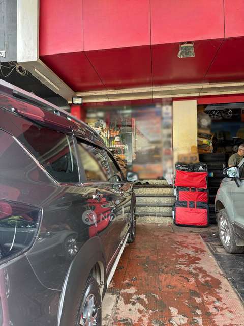 Shop in Malad West, Mumbai for Rent 