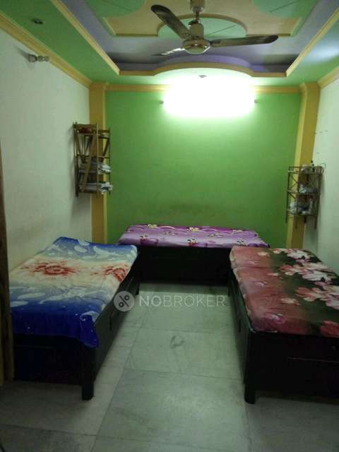 2 BHK Flat In Builderflat For Sale  In  Laxmi Nagar