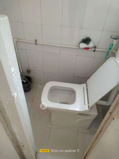 2 BHK Flat For Sale  In Motiram Nagar