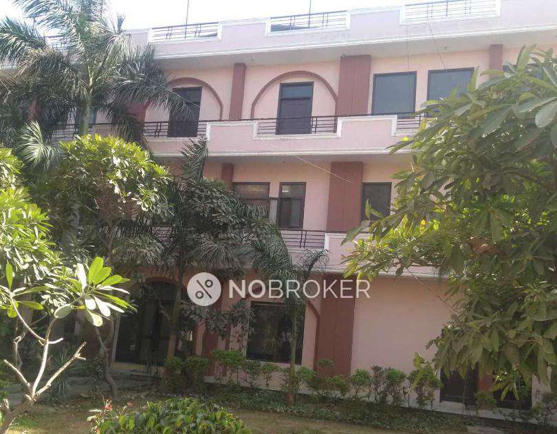 PG for Boys in Sector 13