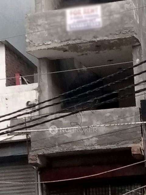 Godown/Warehouse in Dwarka Mor, Delhi for sale 