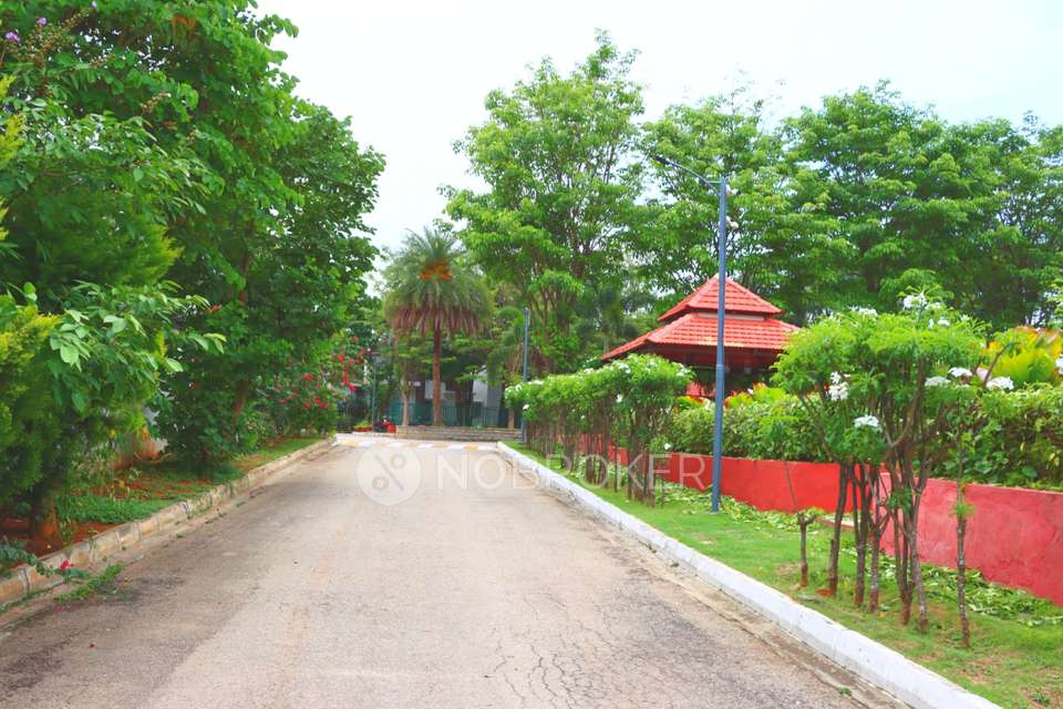 Plot For Sale  In Celebrity Natures Habitat Phase I Extn In Bidaraguppe