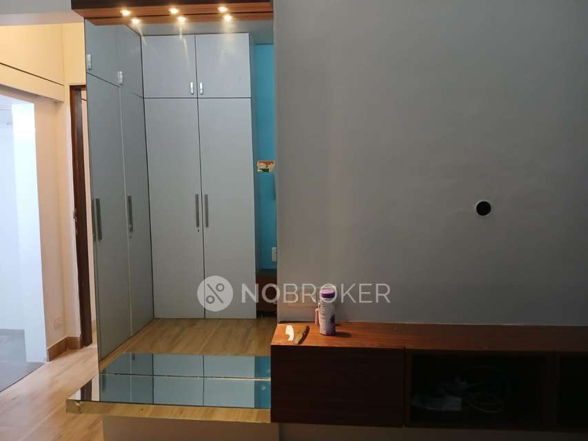 2 BHK Flat In Powai Park For Sale  In  Powai, Mumbai