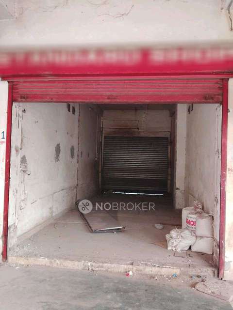 Shop in Vikaspuri , Delhi for sale 