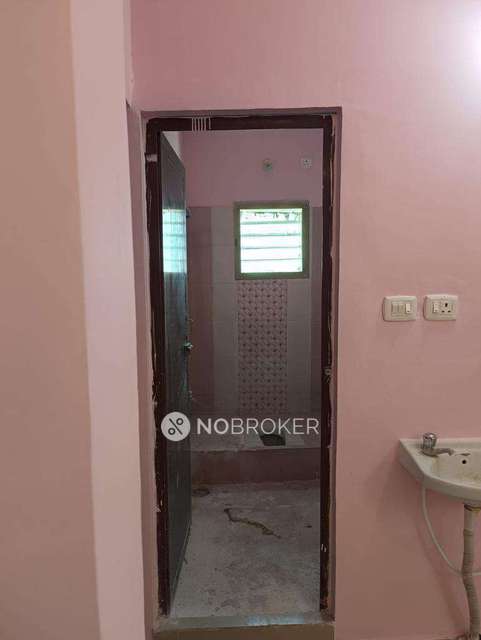 2 BHK Flat In Matheswari Flat Navalur For Sale  In Navalur