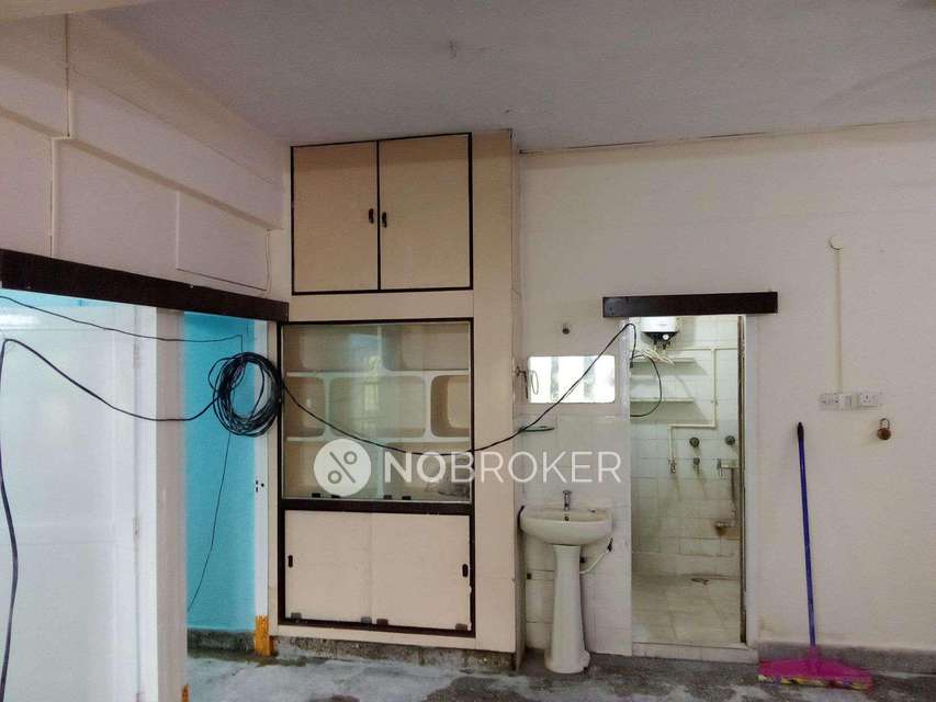 2 BHK Flat In Kakatiya Apartments  For Sale  In Habsiguda