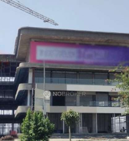 Shop in Wave City , Ghaziabad for sale 