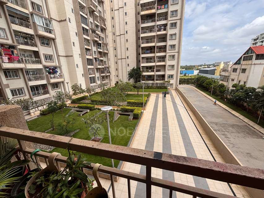 2 BHK Flat In Dsr Waterscape For Sale  In K Channasandra