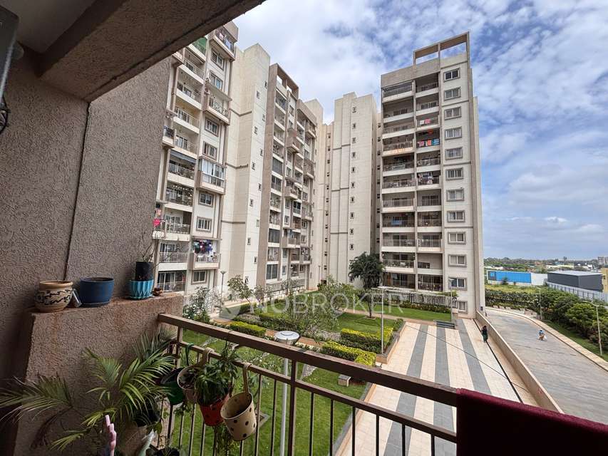 2 BHK Flat In Dsr Waterscape For Sale  In K Channasandra