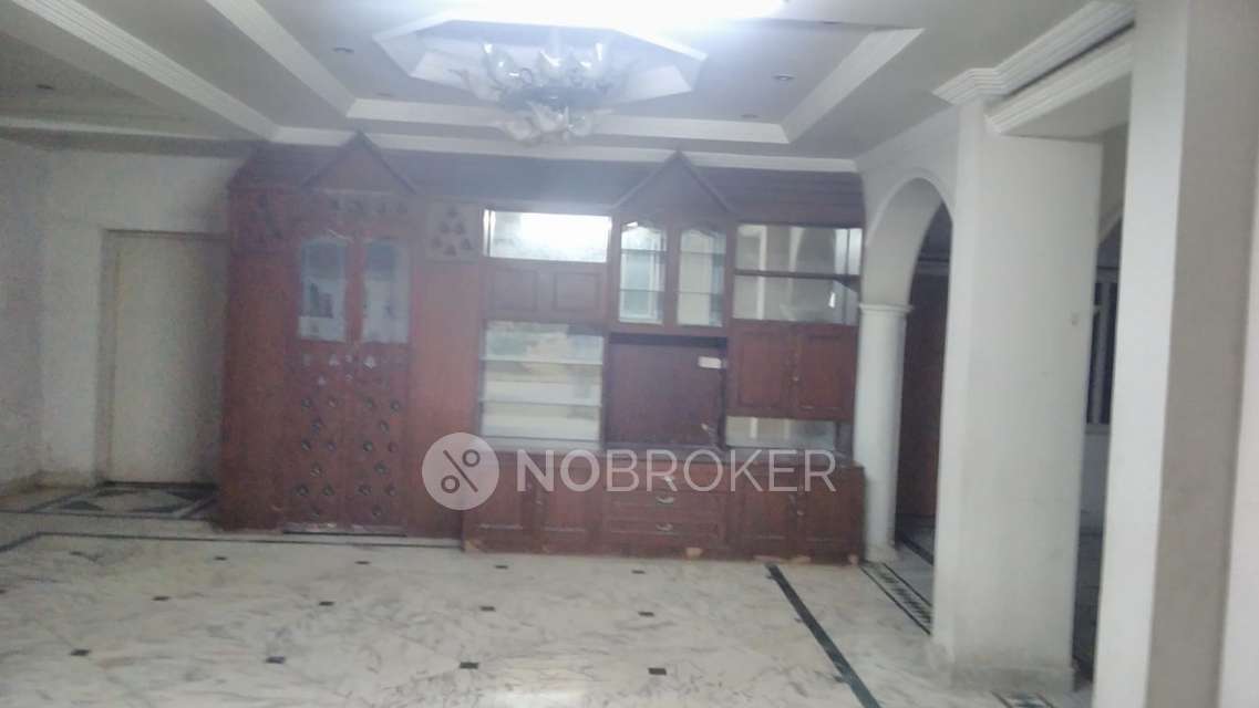 4+ BHK Flat In Maitri Enclave For Sale  In Ameerpet 