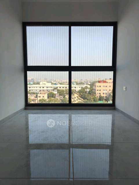 2 BHK Flat In Mantra Mirari for Rent  In Mundhwa