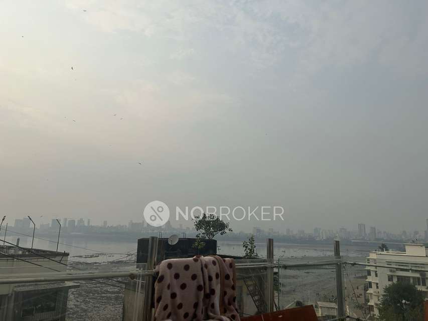 4 BHK Flat In Qasr-e-ayesha, Mahim For Sale  In Mahim