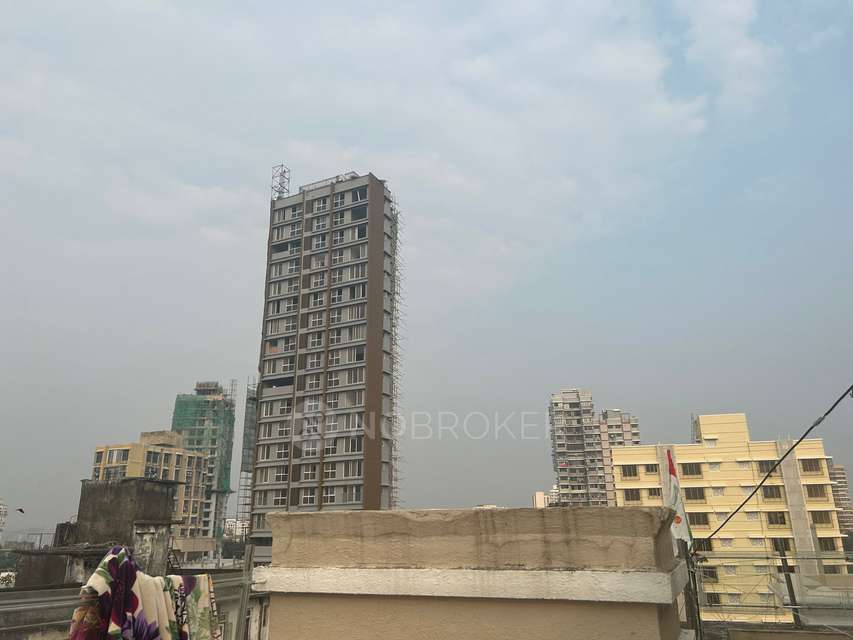 4 BHK Flat In Qasr-e-ayesha, Mahim For Sale  In Mahim