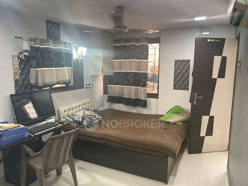 4 BHK Flat In Qasr-e-ayesha, Mahim For Sale  In Mahim