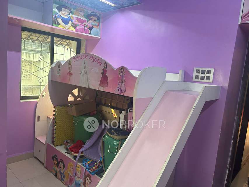 4 BHK Flat In Qasr-e-ayesha, Mahim For Sale  In Mahim